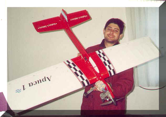 Gustavo Del Bono - Cordoba - Argentina - Modelo APUCA1 - Motor ST51